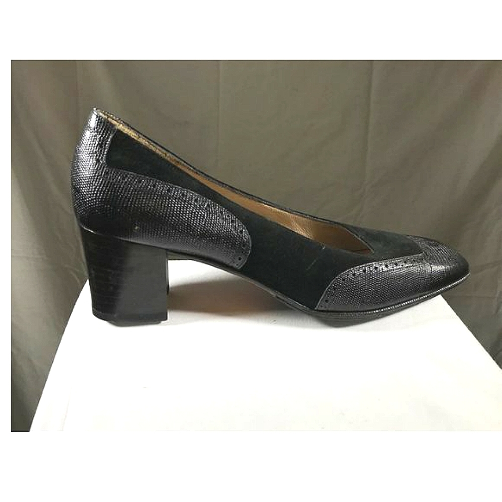 STUNNING Designer Ferragamo Heels - Black